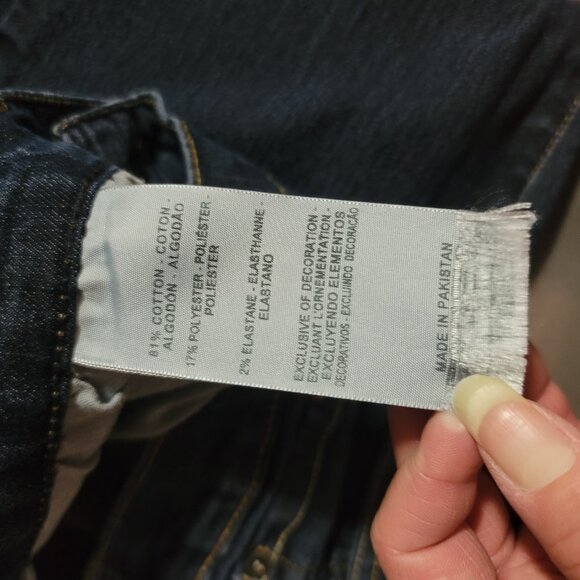 Levi Strauss Signature Jeans Womens 33* Blue Curvy Bootcut Dark Wash Denim - Picture 3 of 10